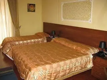 ** Couette-café Pensione Enea Naples Italie