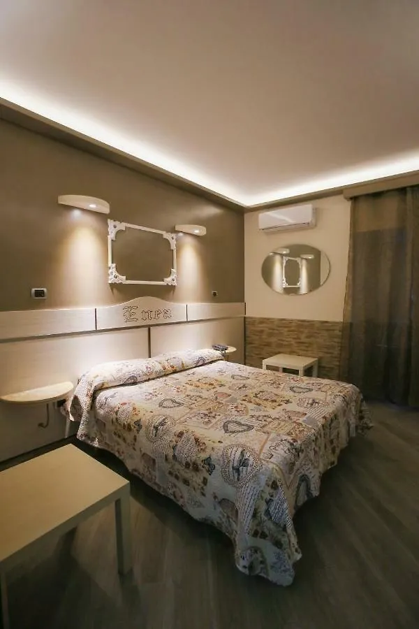 Couette-café Pensione Enea Naples