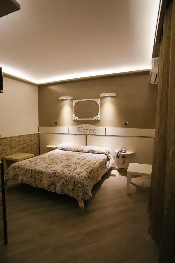 Couette-café Pensione Enea Naples